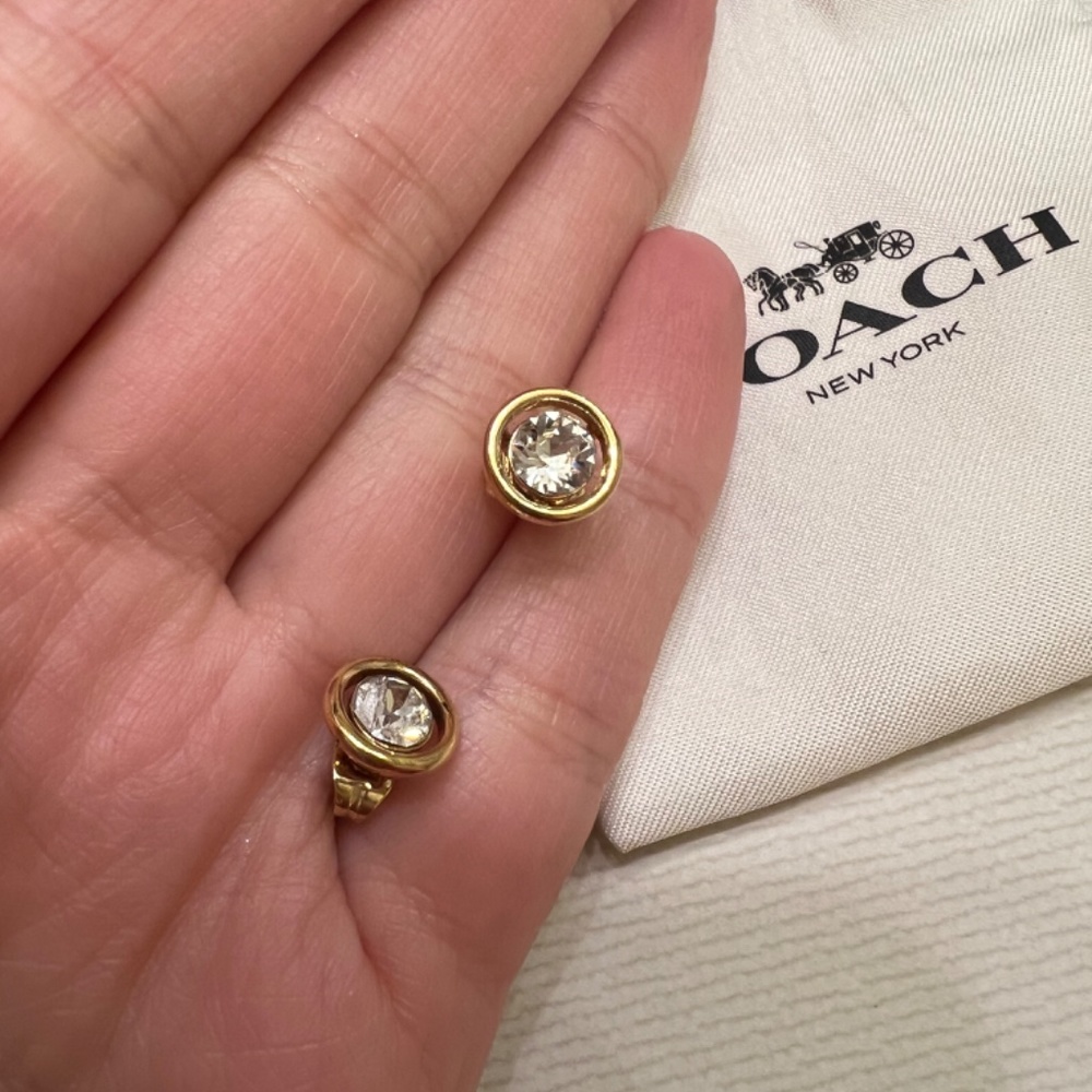 Coach stud earrings - Picture 4 of 8